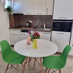 Delminium شقة *