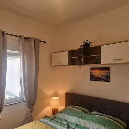 Apartman Delminium *