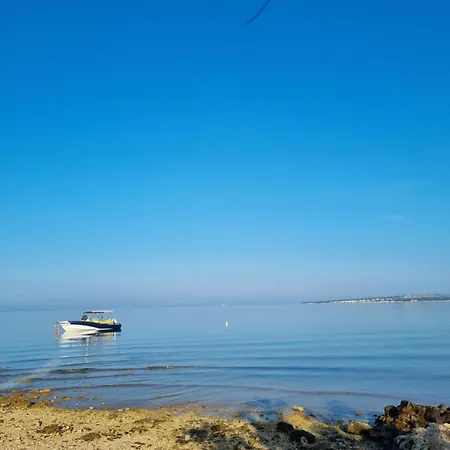 Delminium Apartman *