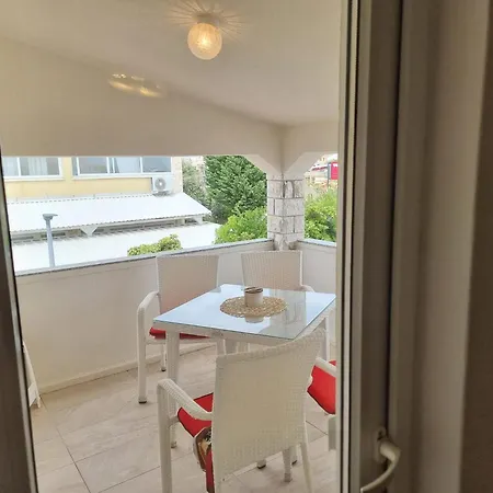 Apartman Delminium Vir