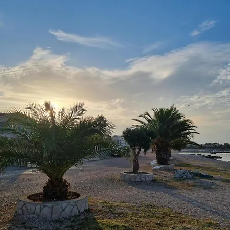 Delminium Apartman *