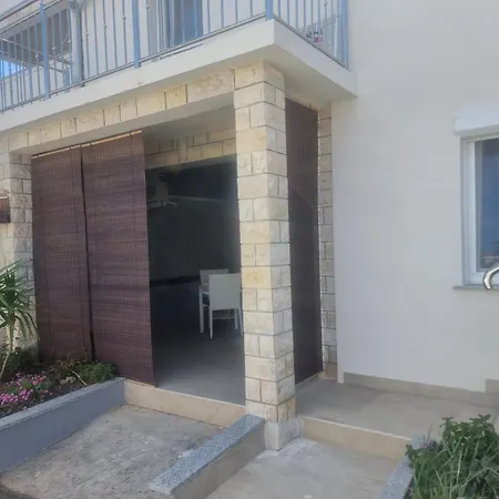 Delminium Apartment *