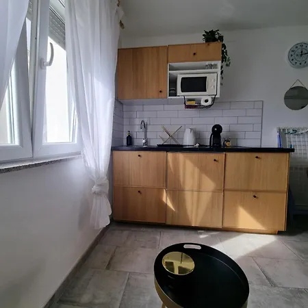 Delminium Apartment *