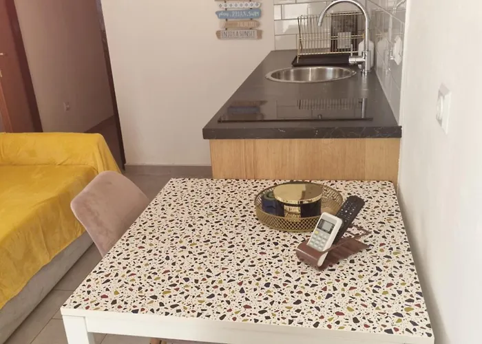 Delminium Apartament *